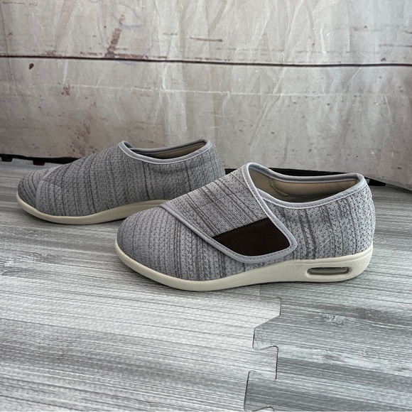 Youyun Diabetic Comfort Shoes - Picture 2 of 5